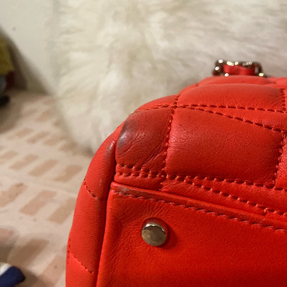 Kate Spade Ruby Red Orange chain Detail Bubble Quilted Leather hand Bag - Picture 11 of 17
